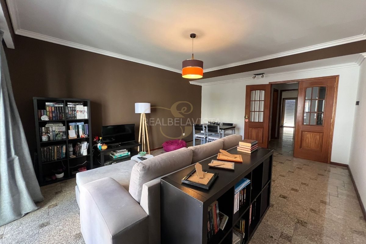Apartamento T2 à venda em Vila Real